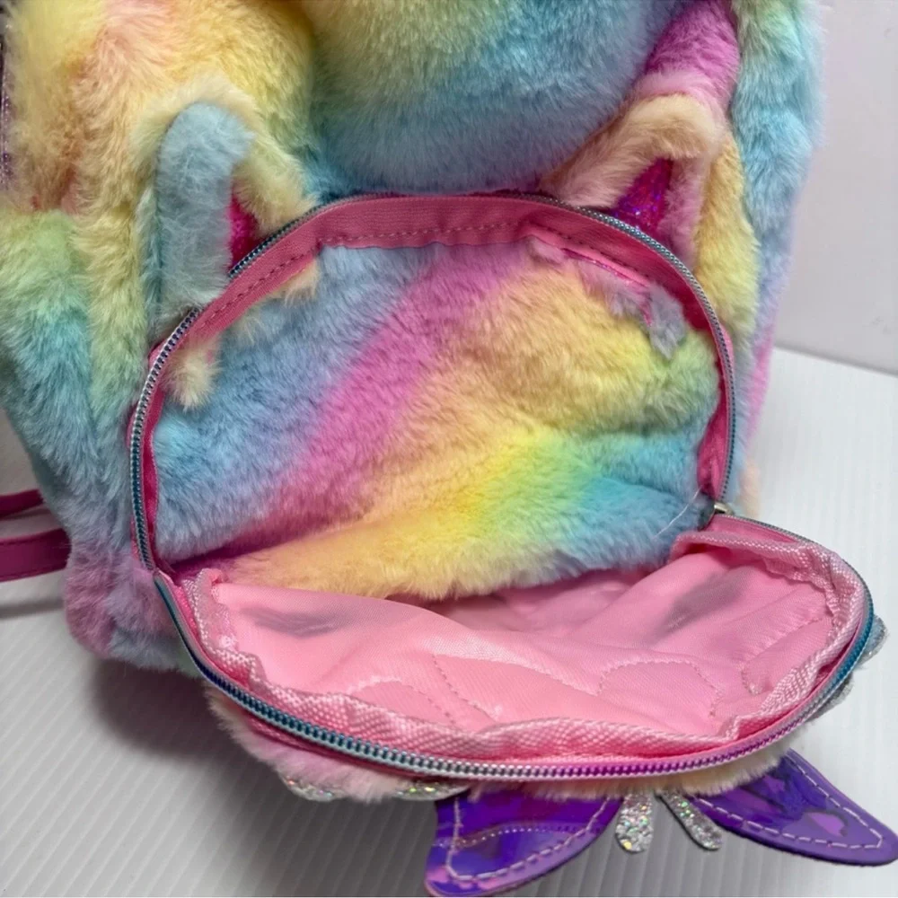 Omg Accessories Kids Bag - Pink - Bella Kitty - Faux Fur Fuzzy Kitty Rainbow bag
